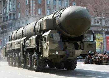 Rusia activa RS-28 de 208 toneladas: Capaz de aniquilar Francia