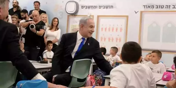 Netanyahu a los estudiantes: “Esta es nuestra tierra”