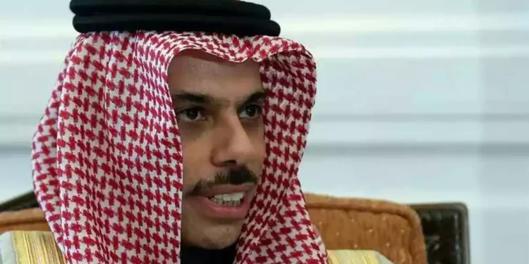 Ministro saudí: La solución de 2 Estados debe volver a primer plano