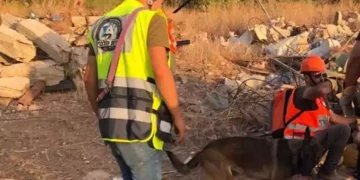 FDI y la Unidad Canina entrenan para un posible terremoto