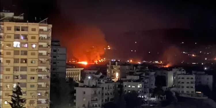 Israel ataca cargamentos de armas iraníes cerca de Damasco