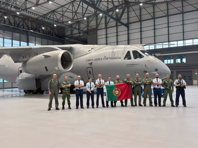 Primer KC-390 Millennium en configuración OTAN entra en servicio
