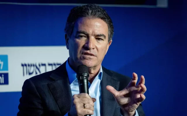 Amit Segal critica a Yossi Cohen tras sus entrevistas recientes en Israel