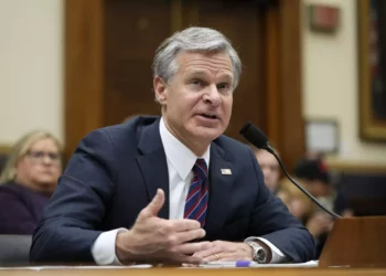 El director del FBI, Christopher Wray, testifica ante una audiencia de supervisión del Comité Judicial de la Cámara de Representantes, el 12 de julio de 2023, en el Capitolio en Washington. (AP Photo/Patrick Semansky, Archivo)