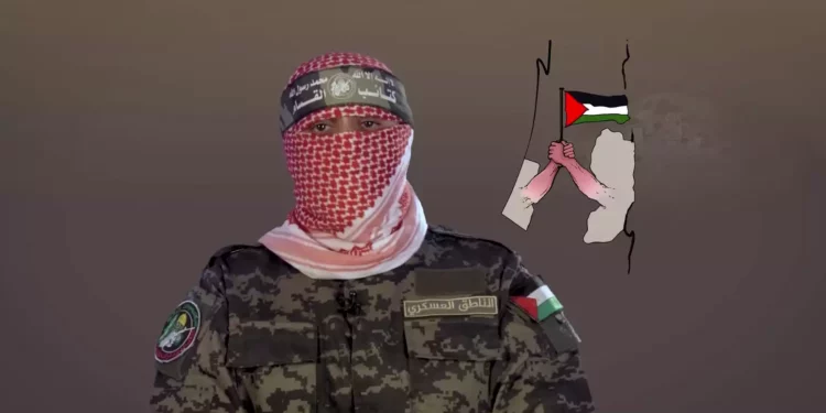 El portavoz de las Brigadas Izz al-Din al-Qassam de Hamás, Abu Obeida, en un discurso con motivo del aniversario del secuestro de Gilad Shalit en 2011, el 25 de junio de 2020. (Captura de pantalla)