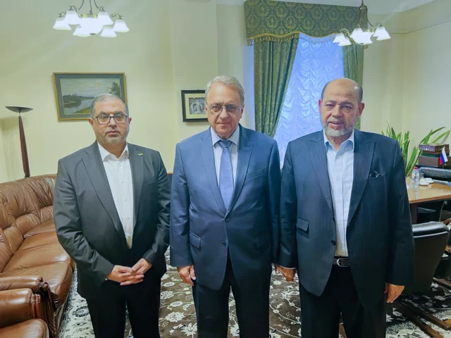 Hamás y Fatah hablan de unidad en Moscú