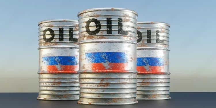 Petróleo sube 4 % tras nuevas sanciones de EE. UU. a Rusia