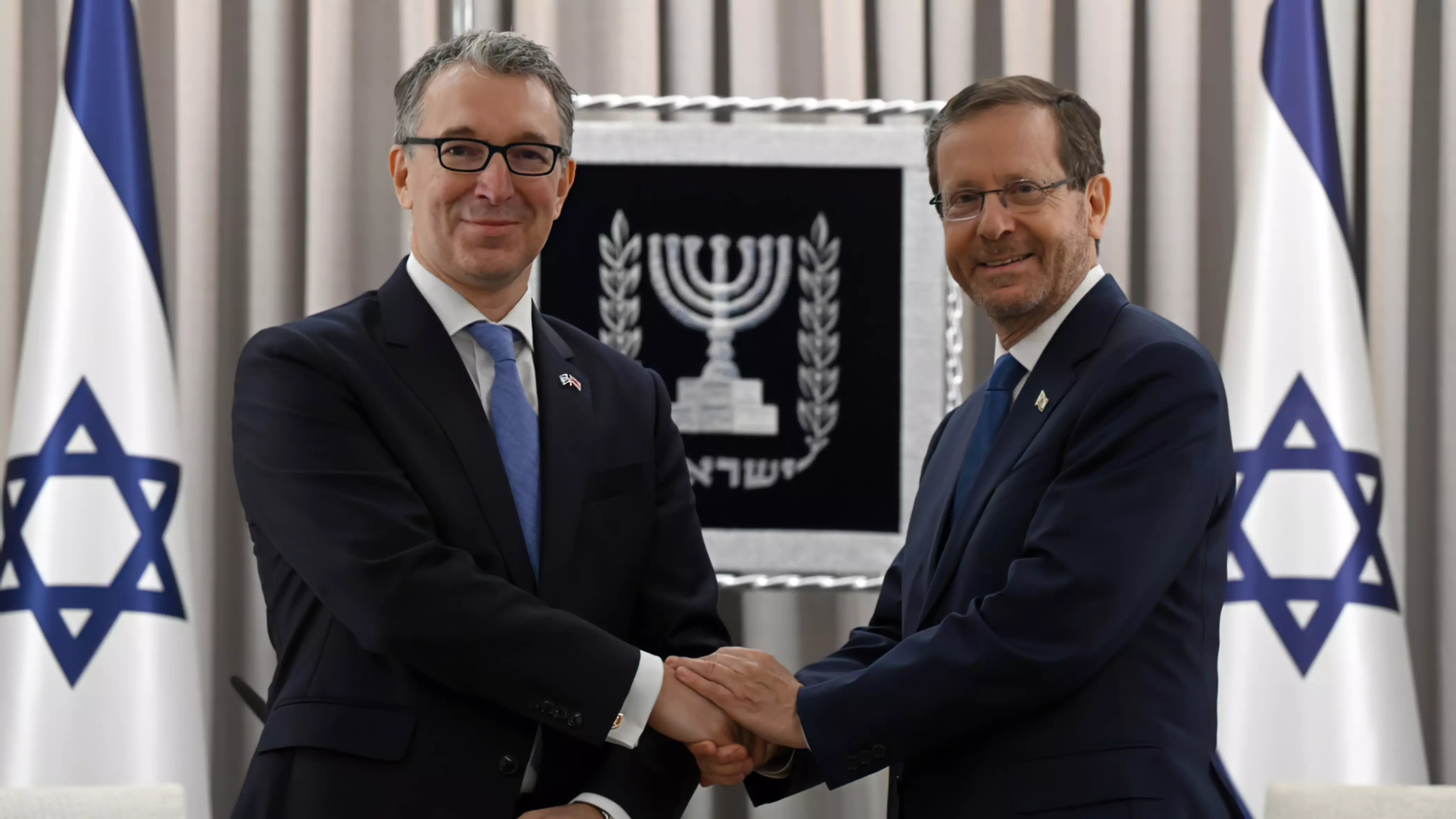 Embajador del Reino Unido: Necesitamos que Israel gane