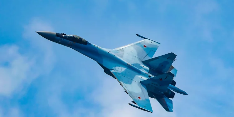El Su-27 bloqueó el RQ-4B Global Hawk de la USAF
