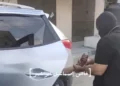 Video muestra a terroristas de Hamás con el cuerpo de soldado israelí