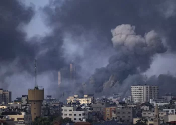 Las FDI destruyen 5 casas que albergaban a terroristas en Gaza