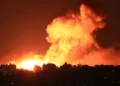 Fuerza Aérea de Israel ataca 200 sitios de Hamás en Gaza