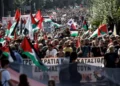 Miles se manifiestan en Atenas contra el “Estado asesino” de Israel