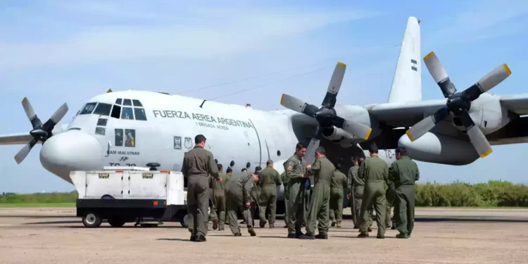 Argentina enviará aviones para evacuar a ciudadanos de Israel
