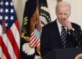 El presidente estadounidense Joe Biden habla en la Casa Blanca en Washington el 24 de octubre de 2023. (Brendan Smialowski/AFP)
