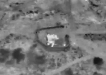 Las FDI atacan un complejo de Hezbolá y puestos de observación