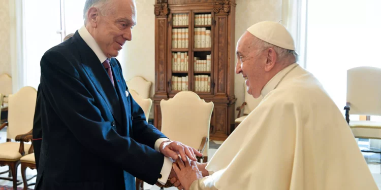 El jefe del Congreso Judío Mundial se reúne con el Papa