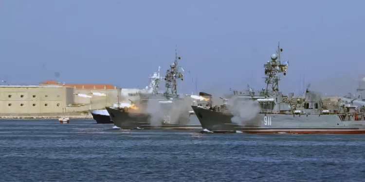 La Flota rusa del Mar Negro activó todos sus lanzamisiles
