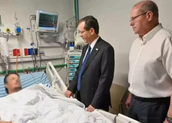 Presidente de Israel visita a soldados heridos de las FDI