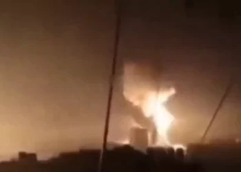 Imagen que supuestamente muestra un ataque contra el aeropuerto de Alepo, Siria, el 14 de octubre de 2023. (Captura de pantalla: X; utilizado de conformidad con la cláusula 27a de la Ley de Propiedad Intelectual).