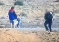 Hamás afirma haber liberado a una mujer rehén y a dos niños