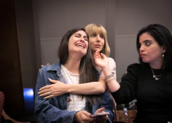 Cifra de israelíes asesinados por Hamás asciende a 800