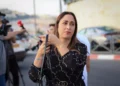 El ministro del Likud, May Golan, llega a una reunión de la coalición antes de Rosh Hashaná en un restaurante en Jerusalén, 13 de septiembre de 2023. (Noam Revkin Fenton/FLASH90)