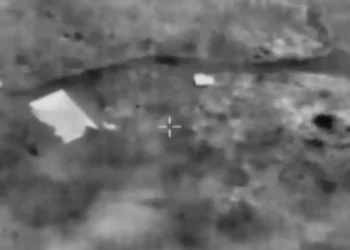 Las Fuerzas de Defensa de Israel interceptan un aparente dron que se dirigía hacia el espacio aéreo israelí desde el Líbano el 20 de octubre de 2023. (IDF)
