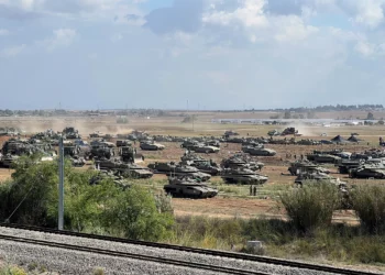 100.000 israelíes desplazados por la guerra con Hamás