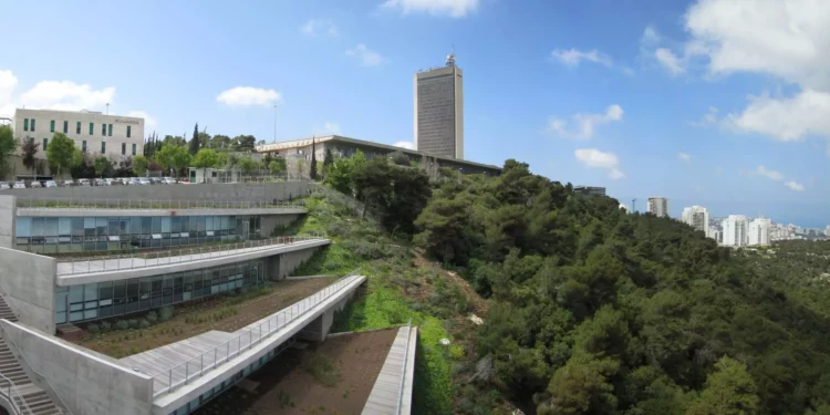 Universidad de Haifa dará becas a estudiantes en la guerra