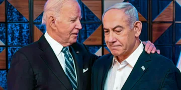 Qué hay detrás del abrazo de oso de Biden a Israel