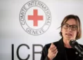 La presidenta del Comité Internacional de la Cruz Roja (CICR), Mirjana Spoljaric Egger, pronuncia unas palabras durante una rueda de prensa en Avully, cerca de Ginebra, el 7 de junio de 2023. (Fabrice COFFRINI / AFP)