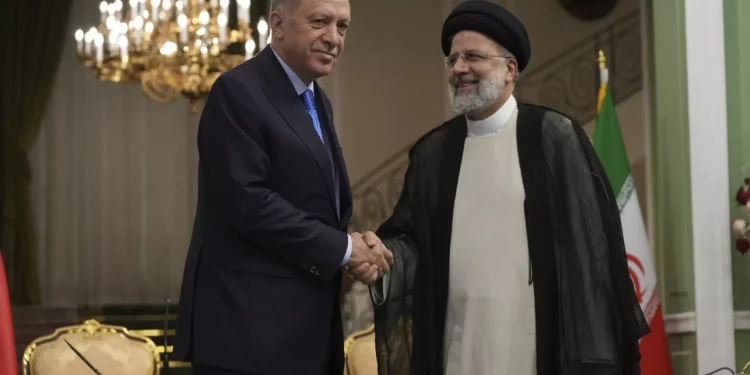 El presidente de Irán cancela su visita a Turquía