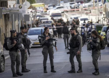 Fuerzas israelíes frustran 2 intentos de apuñalamiento islamista
