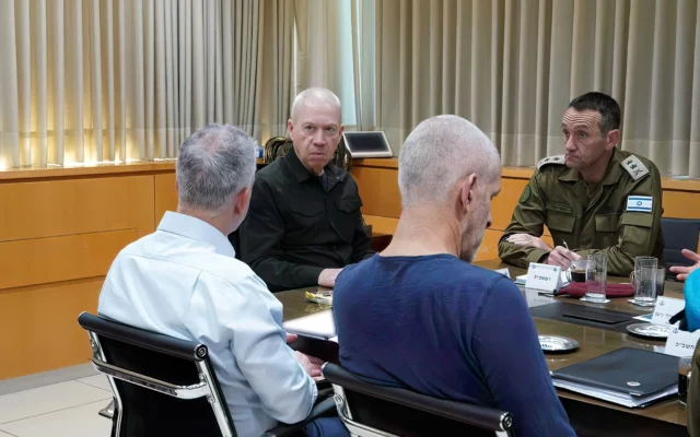 Gallant advierte sobre esfuerzos de Irán por promover la violencia en Jerusalén durante el Ramadán