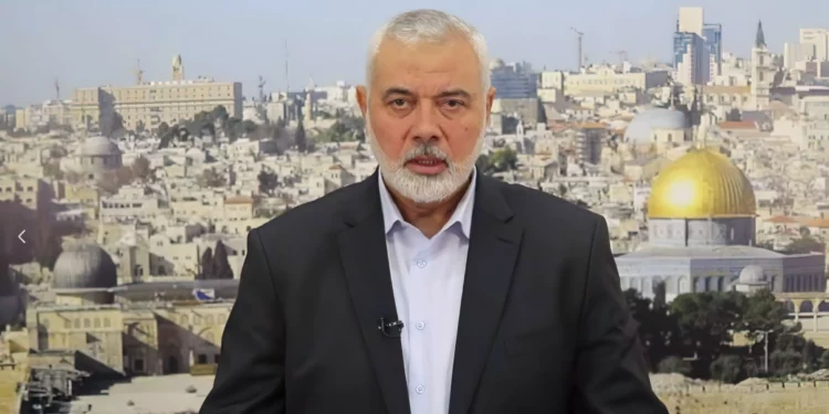 El líder de Hamás, Ismail Haniyeh, en un discurso televisado en el que pidió una "solución política" al actual conflicto con Israel, 1 de noviembre de 2023. (Captura de pantalla, canal de Telegram de Hamás)