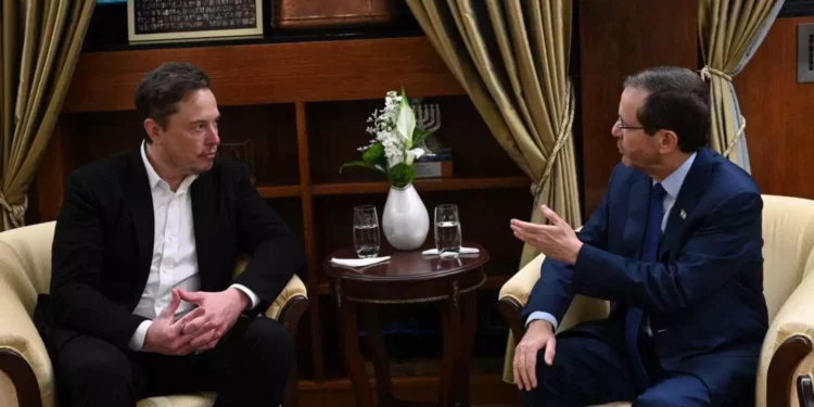 Presidente de Israel insta a Musk a combatir el antisemitismo en X
