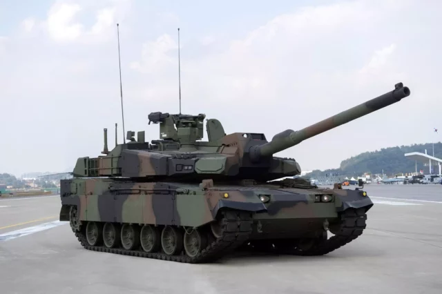 Los T-72 de Polonia se quedan atrás de los K2 Black Panther