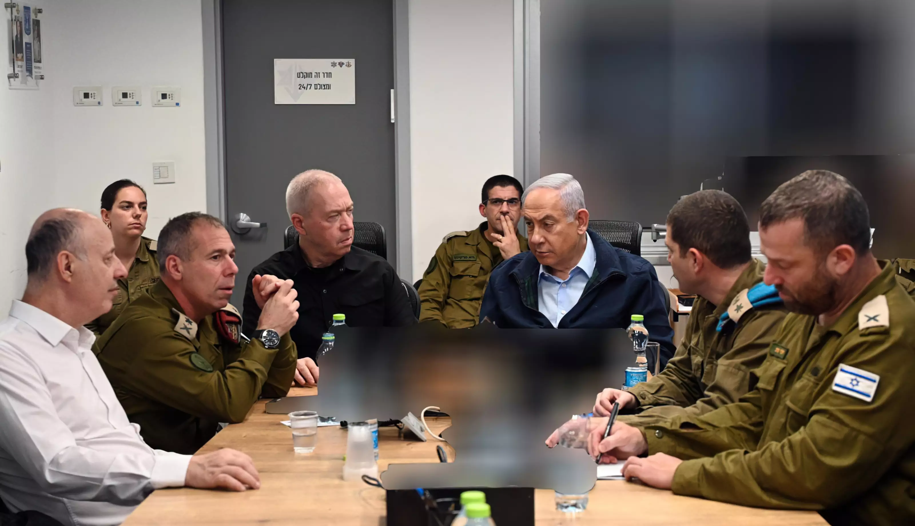 Netanyahu consulta a jefes de seguridad ante retraso en liberación