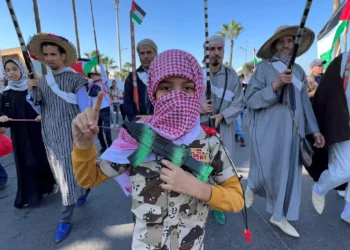 Decenas de miles se manifiestan contra Israel en Marruecos
