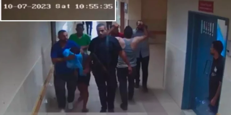 Video: Hamás introduce rehenes en Hospital Shifa el 7 de octubre