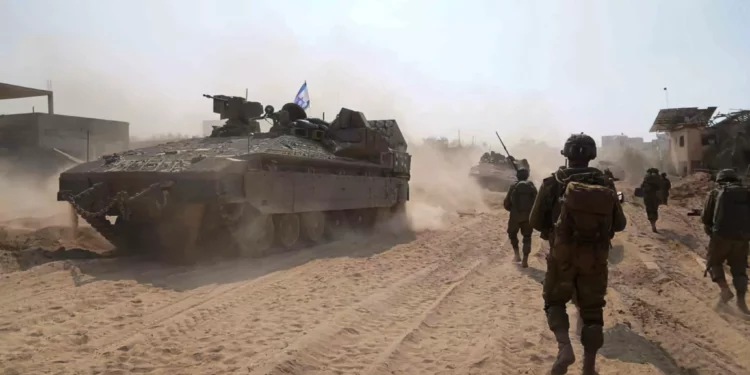 Tropas de las FDI operando en la Franja de Gaza en una imagen publicada el 4 de noviembre de 2023. (Fuerzas de Defensa de Israel)