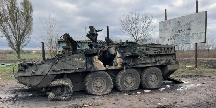 Stryker de EE. UU. presenta herida de guerra mortal en Ucrania