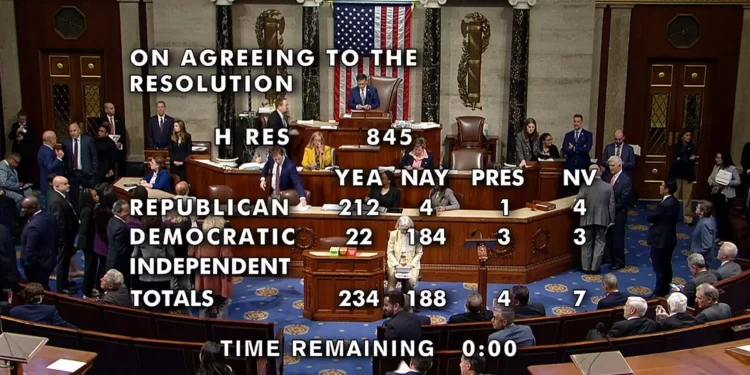 La Cámara de Representantes de Estados Unidos vota a favor de censurar a la representante demócrata Rashida Tlaib