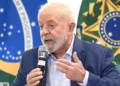 El presidente brasileño Luiz Inacio Lula da Silva habla durante una reunión ministerial para discutir proyectos de inversión en infraestructuras en el Palacio de Planalto en Brasilia, el 3 de noviembre de 2023. (Evaristo Sa/AFP)