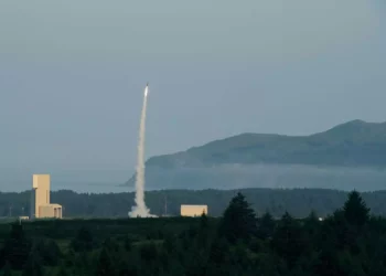 Una imagen del lanzamiento de prueba del sistema de defensa antimisiles Arrow 3 de Israel y Estados Unidos el 28 de julio de 2019. (Ministerio de Defensa)