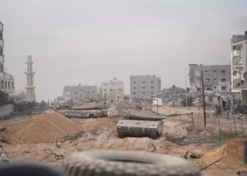 Tropas israelíes operan en el norte de la Franja de Gaza en esta foto difundida el 14 de noviembre de 2023. (FDI)