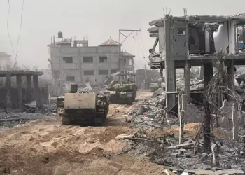 Tropas israelíes operan dentro de la Franja de Gaza el 1 de noviembre de 2023. (FDI)