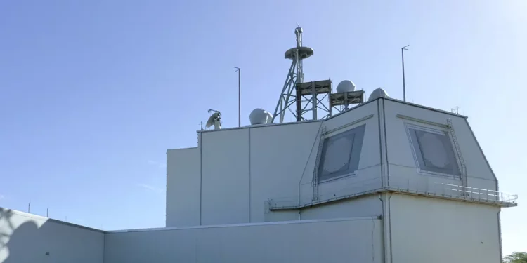 Marina estadounidense toma control del AAMDS de defensa antimisiles