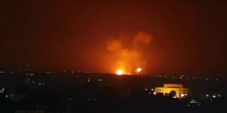 Siria reporta ataques israelíes cerca de Damasco